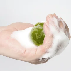 ongredients - Jeju Green Tea Cleansing Ball 110g