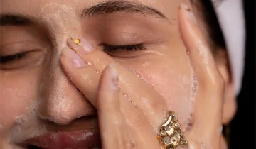 Čištění pleti metodou double cleansing Čištění pleti metodou double cleansing
