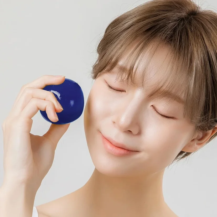 ongredients - Butterfly Pea Cleansing Ball 110g